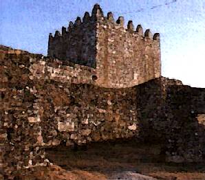 Torre do lado norte, integrada na muralha